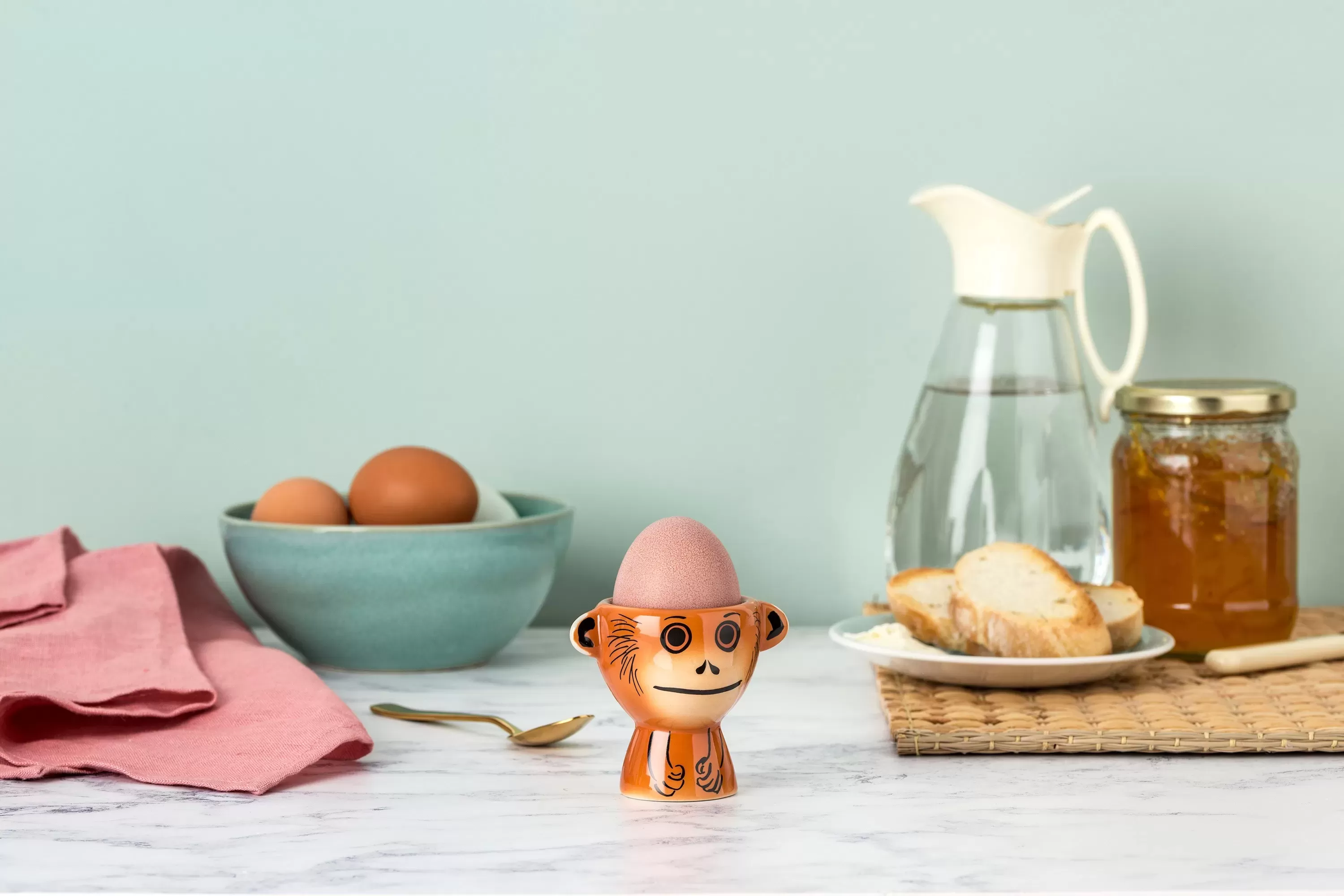 Hannah Turner / Egg cup Monkey（猿のエッグカップ)